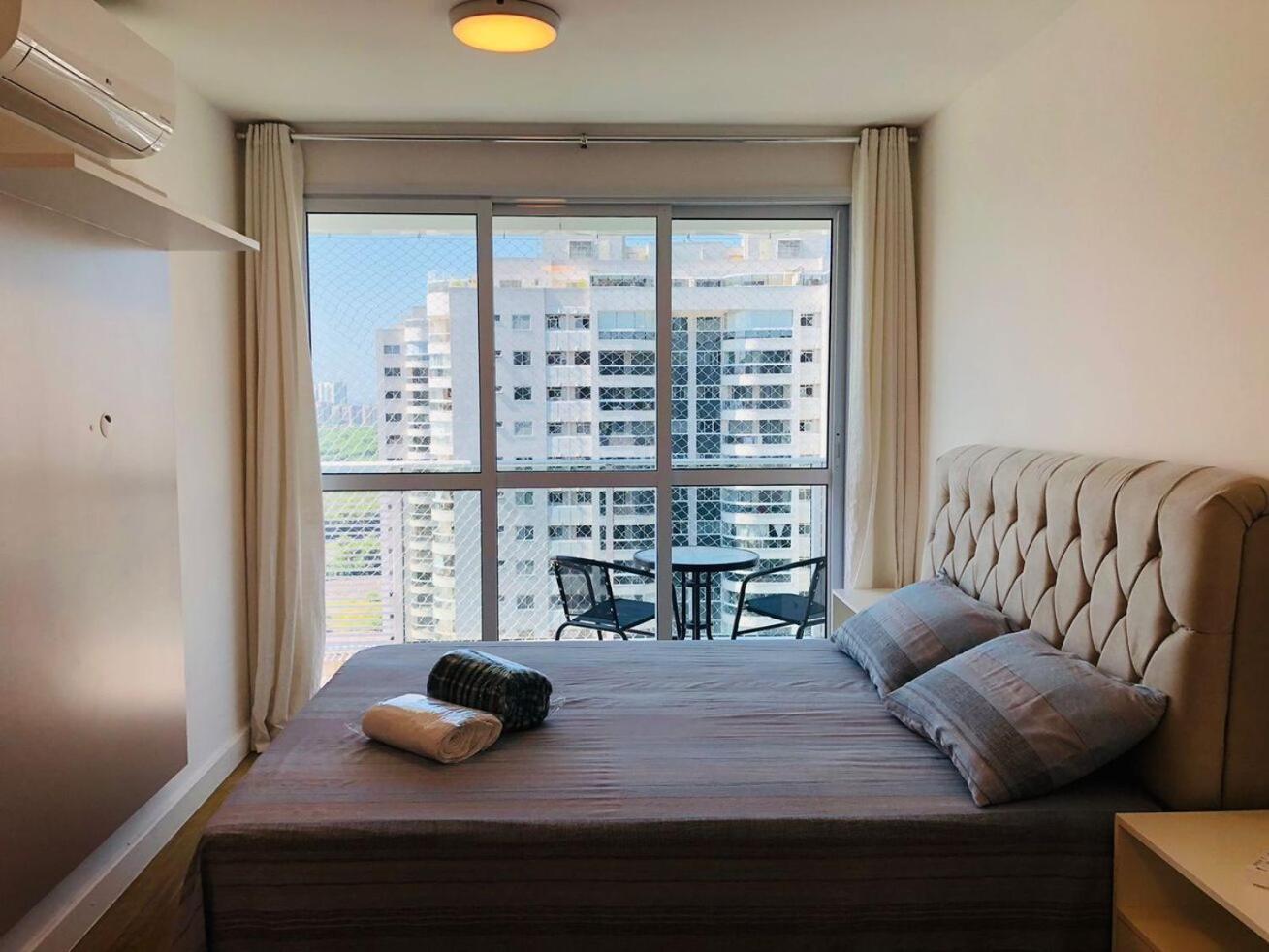 Apartamento Apto Ao Lado Do Parque Olimpico-barra Da Tijuca Rj *