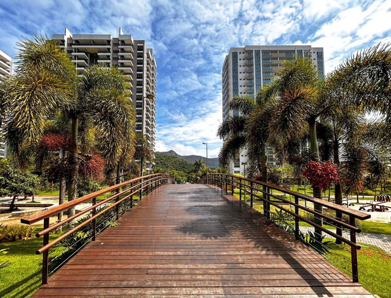Apto Ao Lado Do Parque Olimpico-barra Da Tijuca Rj * Río de Janeiro